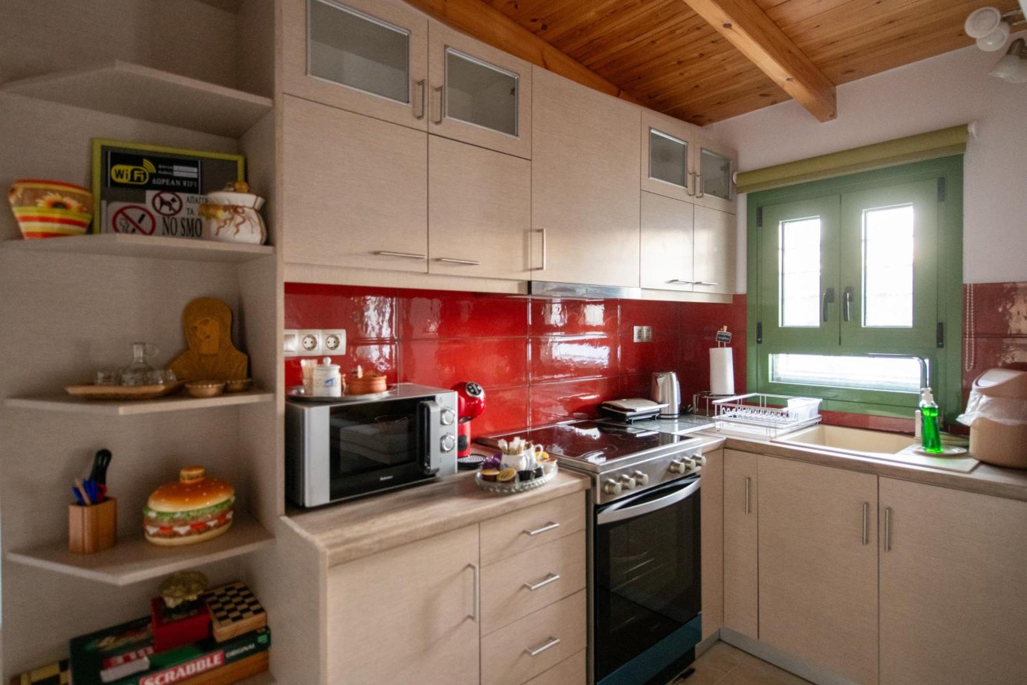 Villa House By The Sea à Aigio Extérieur photo